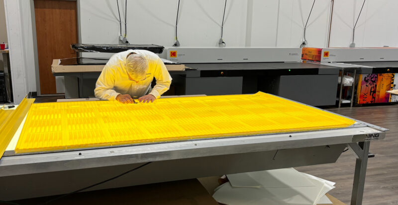 Pacificolor_Miraclon_Shine_LED