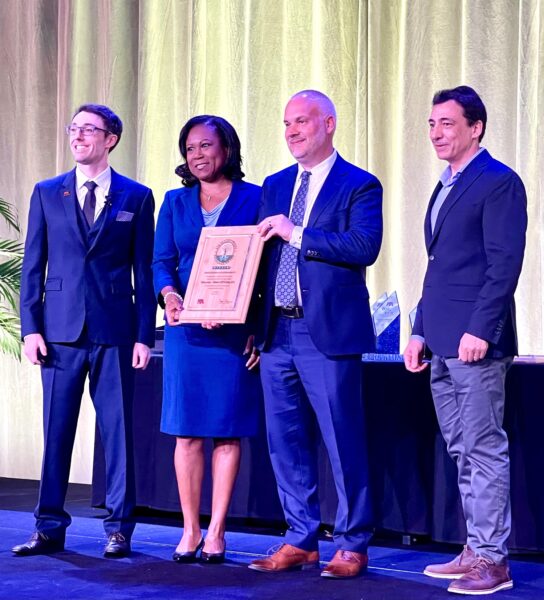 Miraclon_accepts_FTA_Sustainability_Award