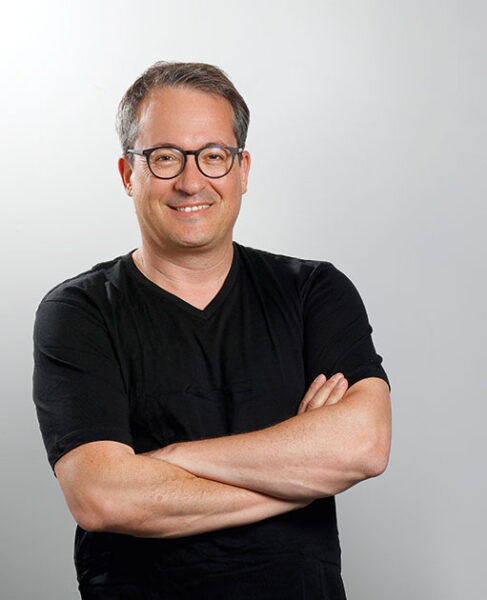 Stefan Hilss_CEO_Linked2Brands