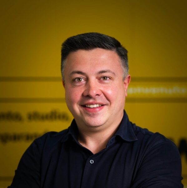 Riccardo Ciola - IT Director, GruppoComini Riccardo Ciola - IT Director, GruppoComini